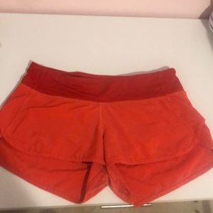 Red/Orange Lululemon Speed Up Low-Rise Lined Short 2.5”- Size 4